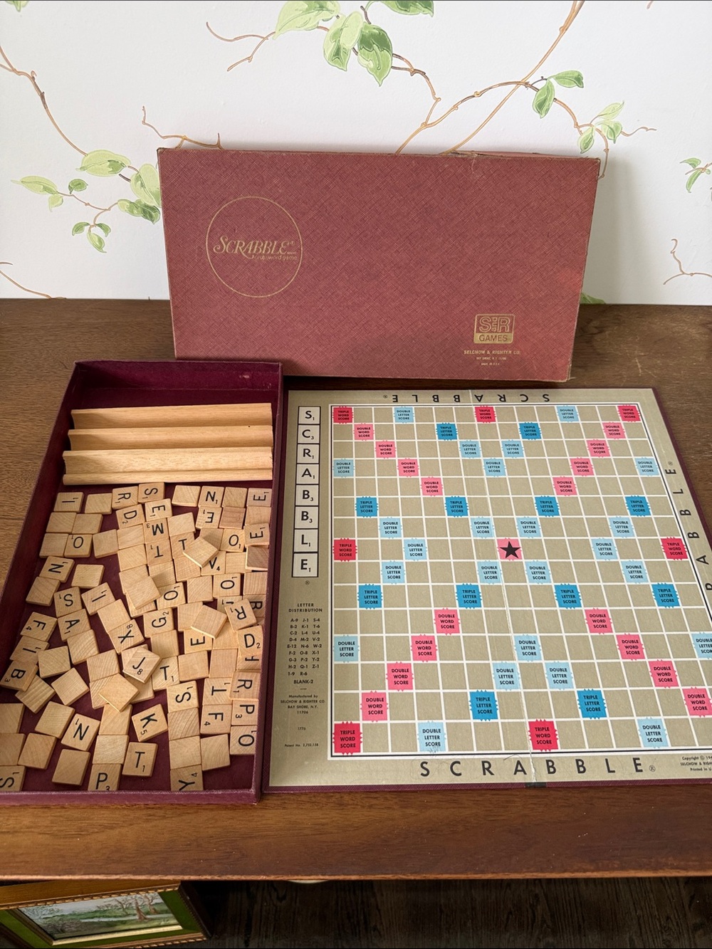 Scrabble 1976 Board Game - Selchow & Righter